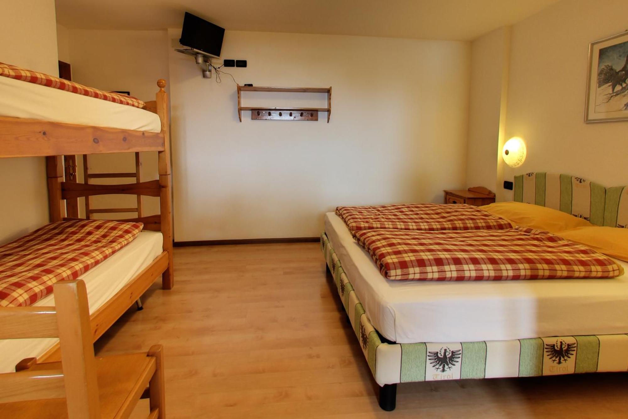 Hotel Rifugio Flora Alpina Passo San Pellegrino Zewnętrze zdjęcie