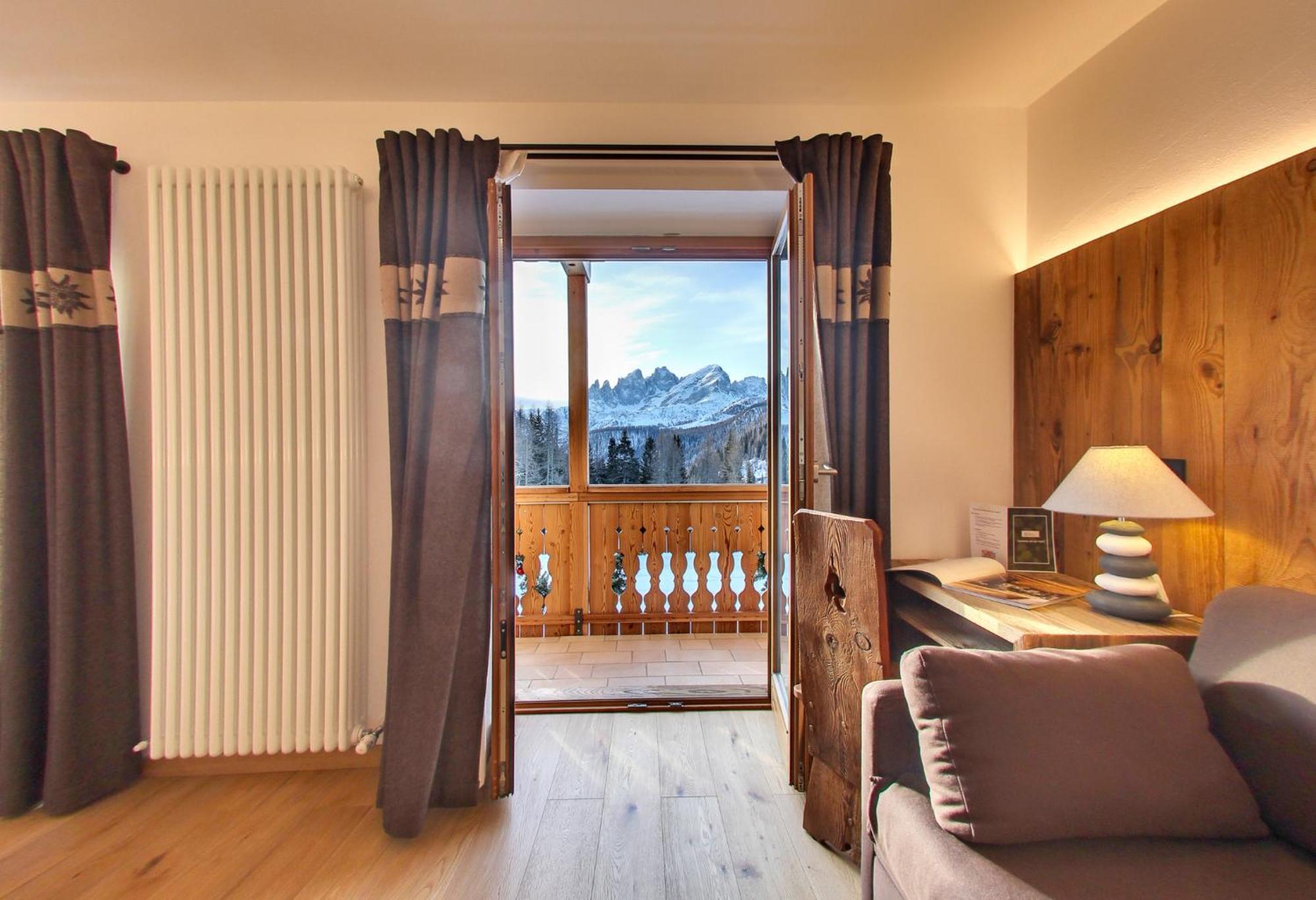 Hotel Rifugio Flora Alpina Passo San Pellegrino Zewnętrze zdjęcie